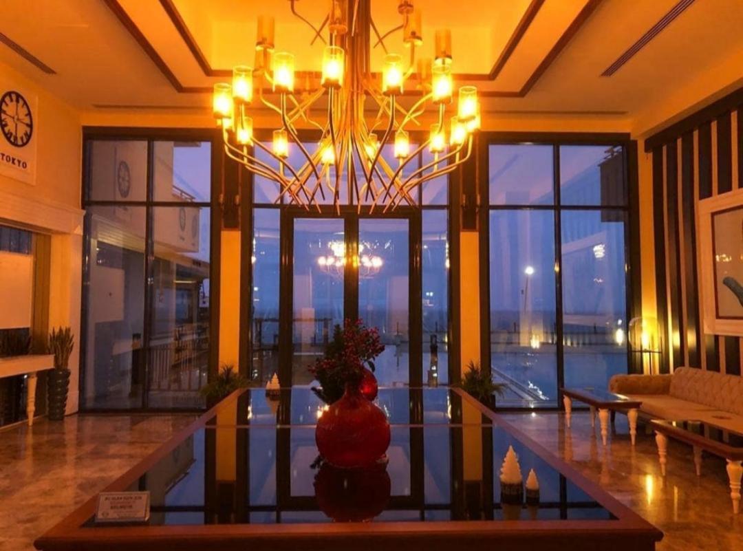 Blue Pier Hotel Kocaeli Buitenkant foto