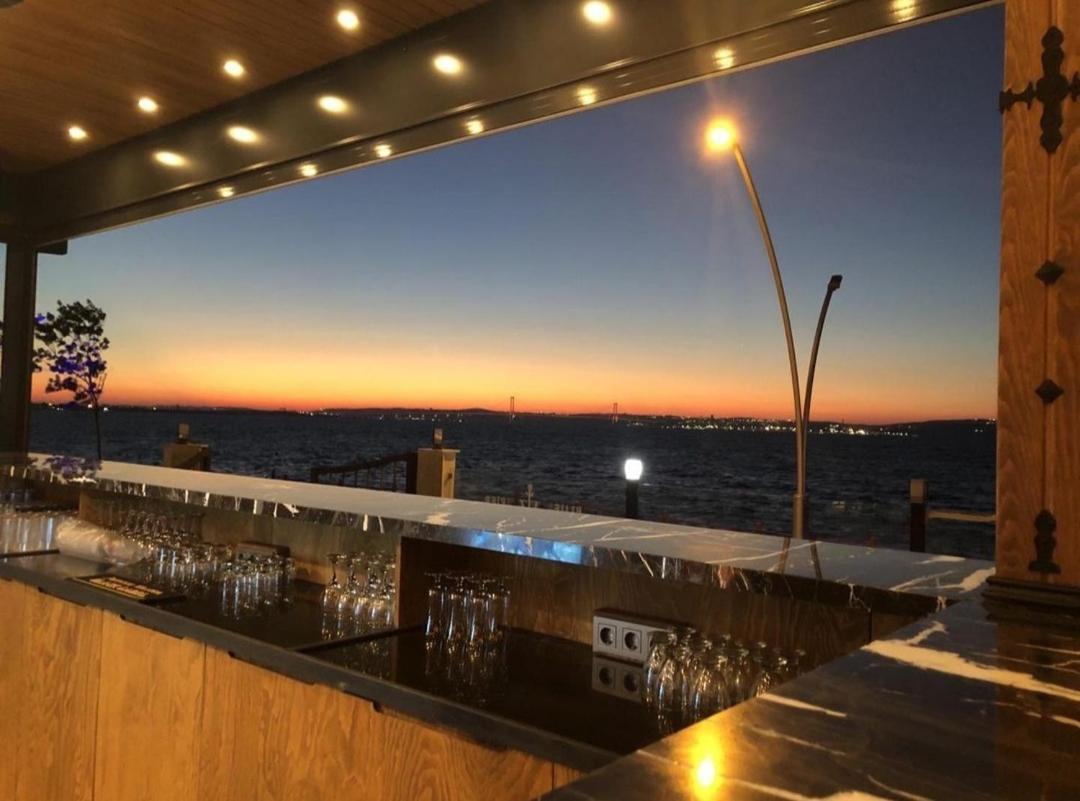 Blue Pier Hotel Kocaeli Buitenkant foto
