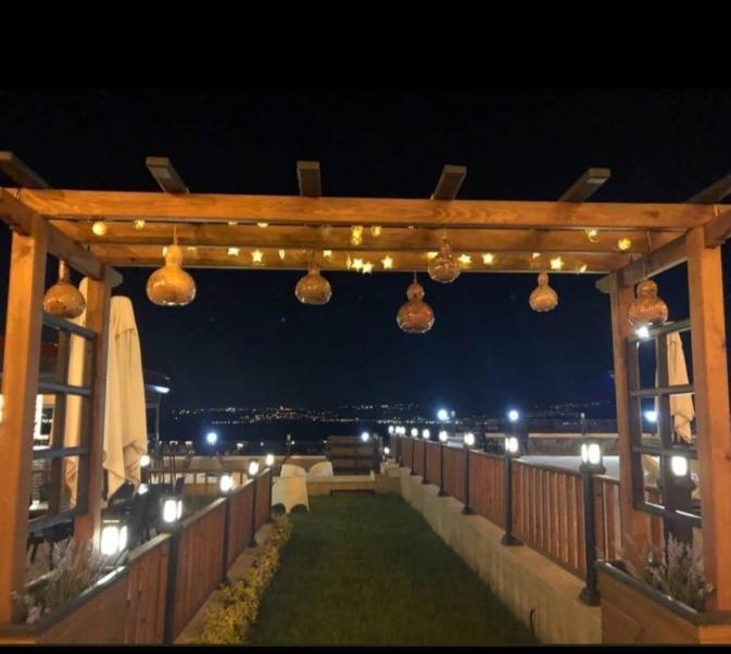 Blue Pier Hotel Kocaeli Buitenkant foto