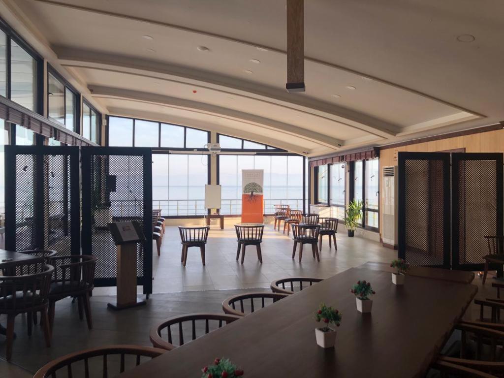 Blue Pier Hotel Kocaeli Buitenkant foto