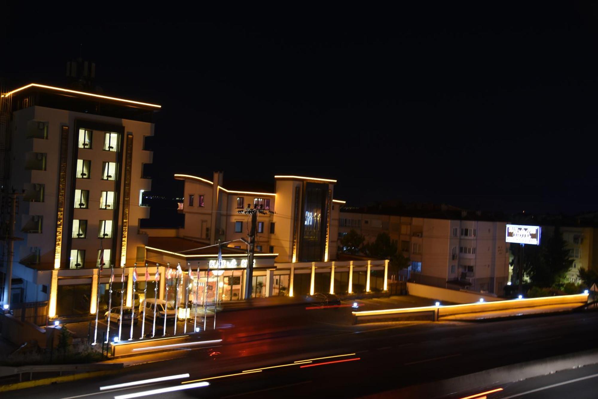 Blue Pier Hotel Kocaeli Buitenkant foto