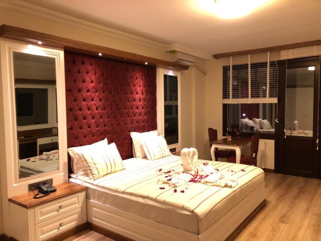 Blue Pier Hotel Kocaeli Buitenkant foto