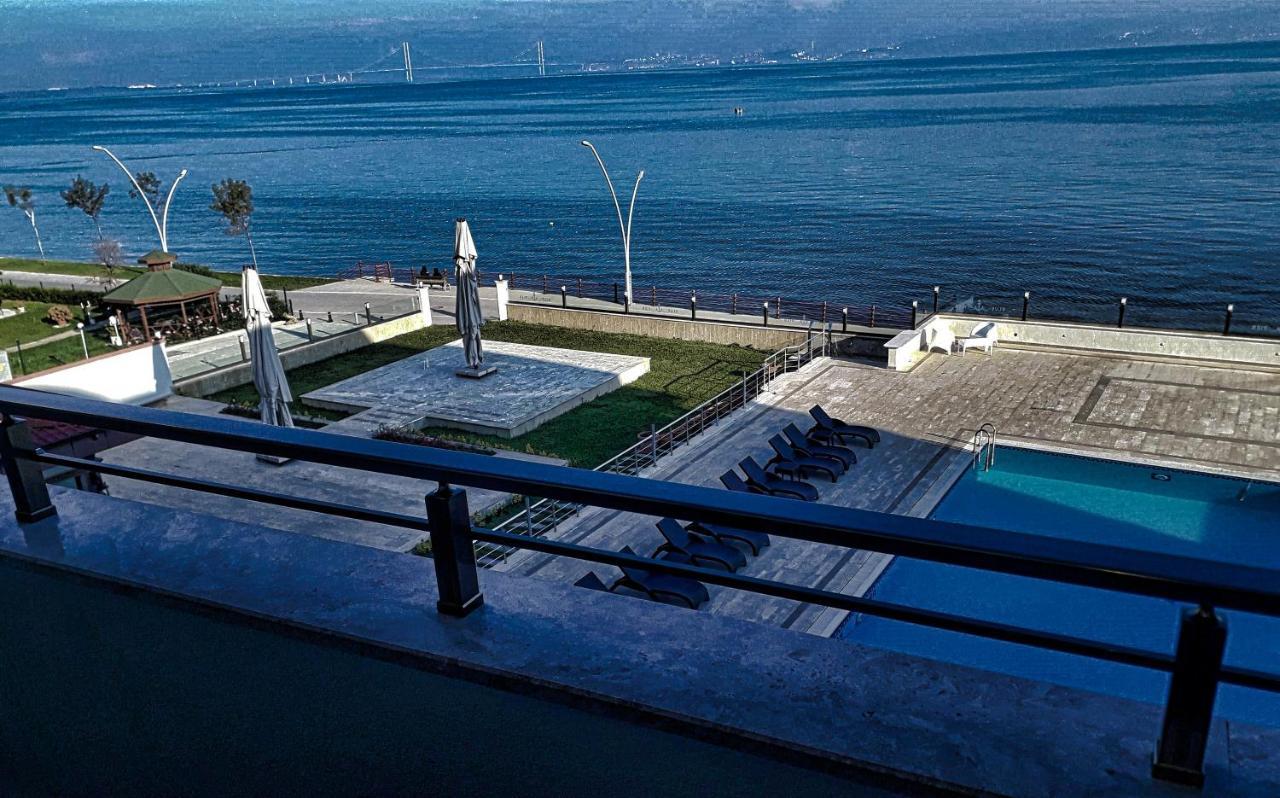 Blue Pier Hotel Kocaeli Buitenkant foto